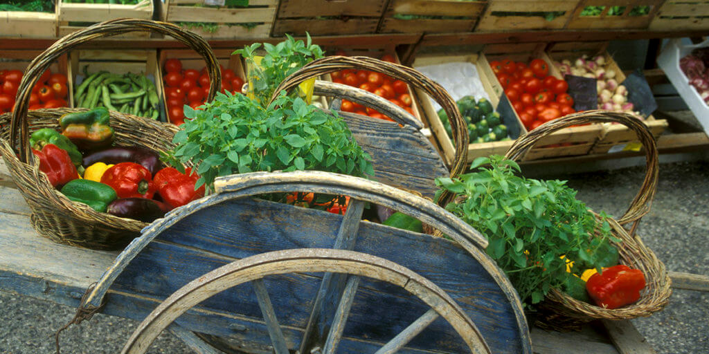 10 Wonderful Health Benefits of Shopping at the Farmers' Market
