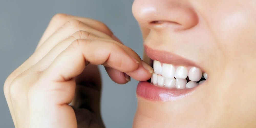 10 Nervous Habits That Hurt Your Health